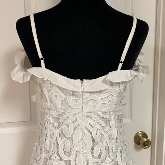 Angel Biba white lace sleevesless dress. Size large - Picture 5 of 14